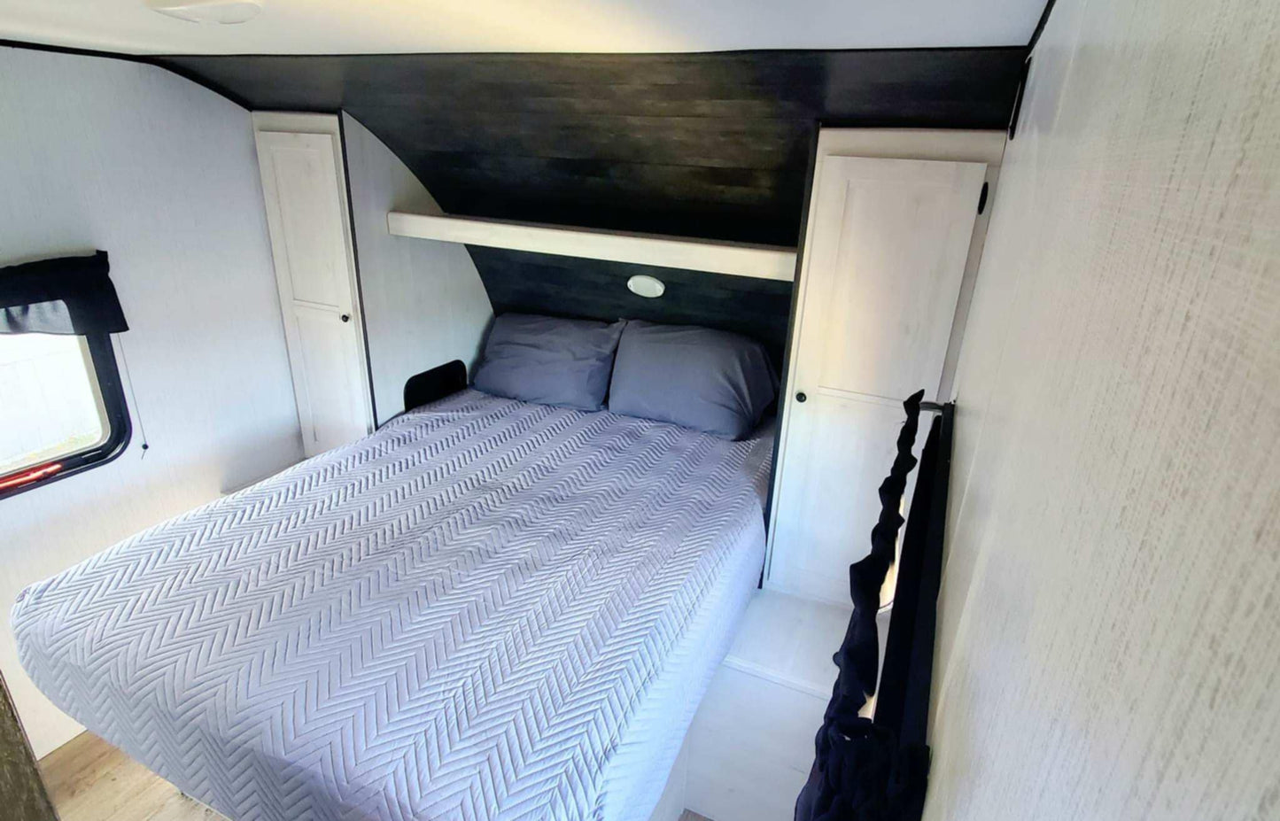 2023 Heartland- Trailer Runner 261 JM Sleeps 9