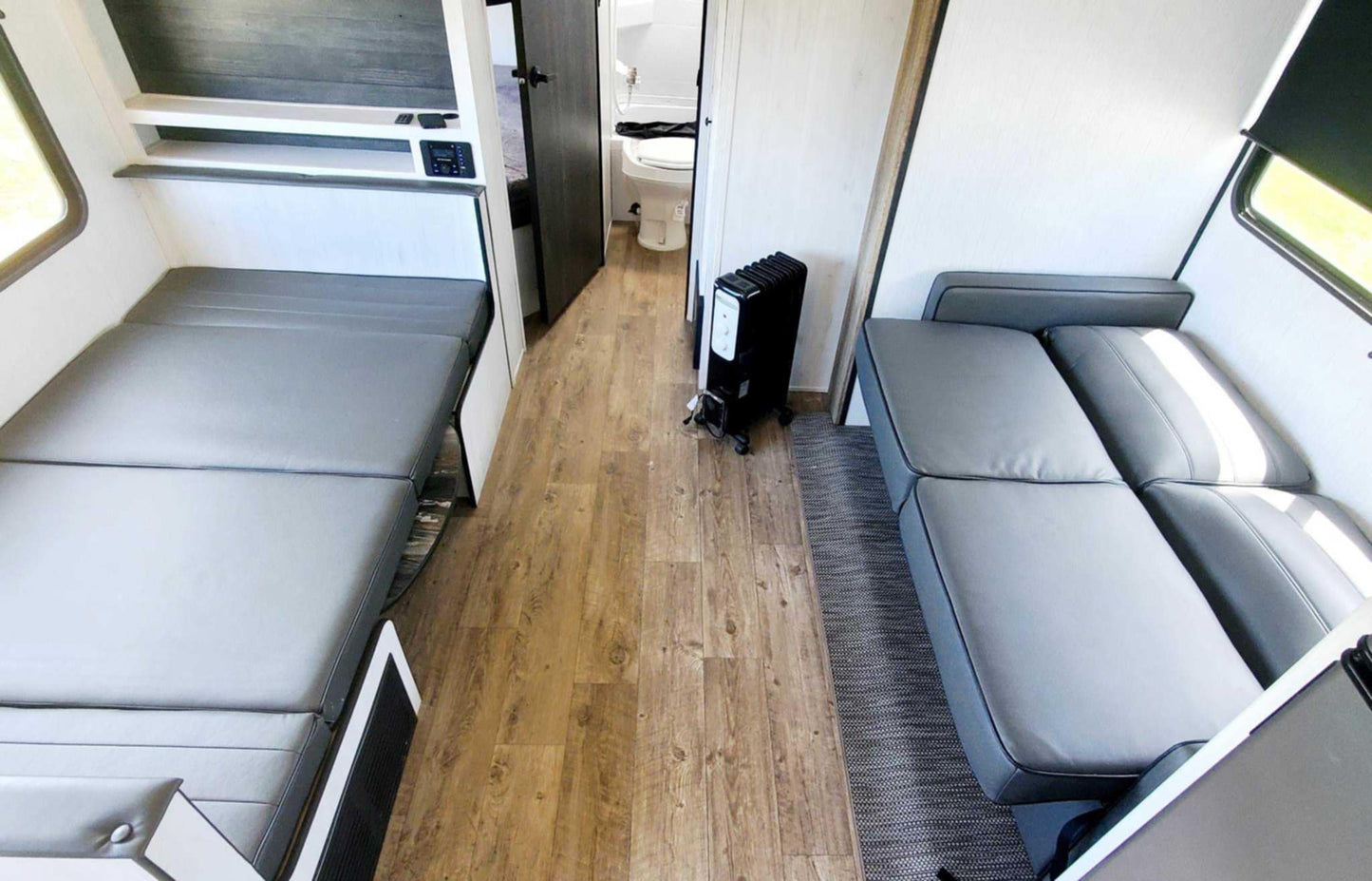 2023 Heartland- Trailer Runner 261 JM Sleeps 9